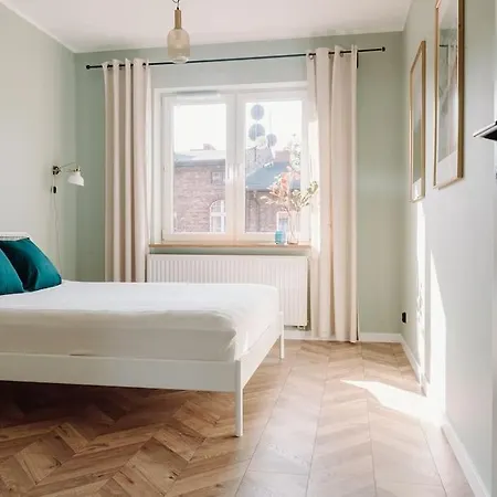 New Comfy Place By The Old Town Apartment Katowice