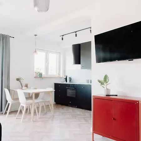 Apartment New Comfy Place By The Old Town