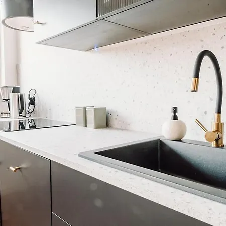 New Comfy Place By The Old Town Katovice