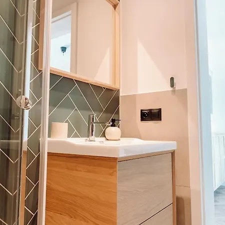 Apartmán New Comfy Place By The Old Town